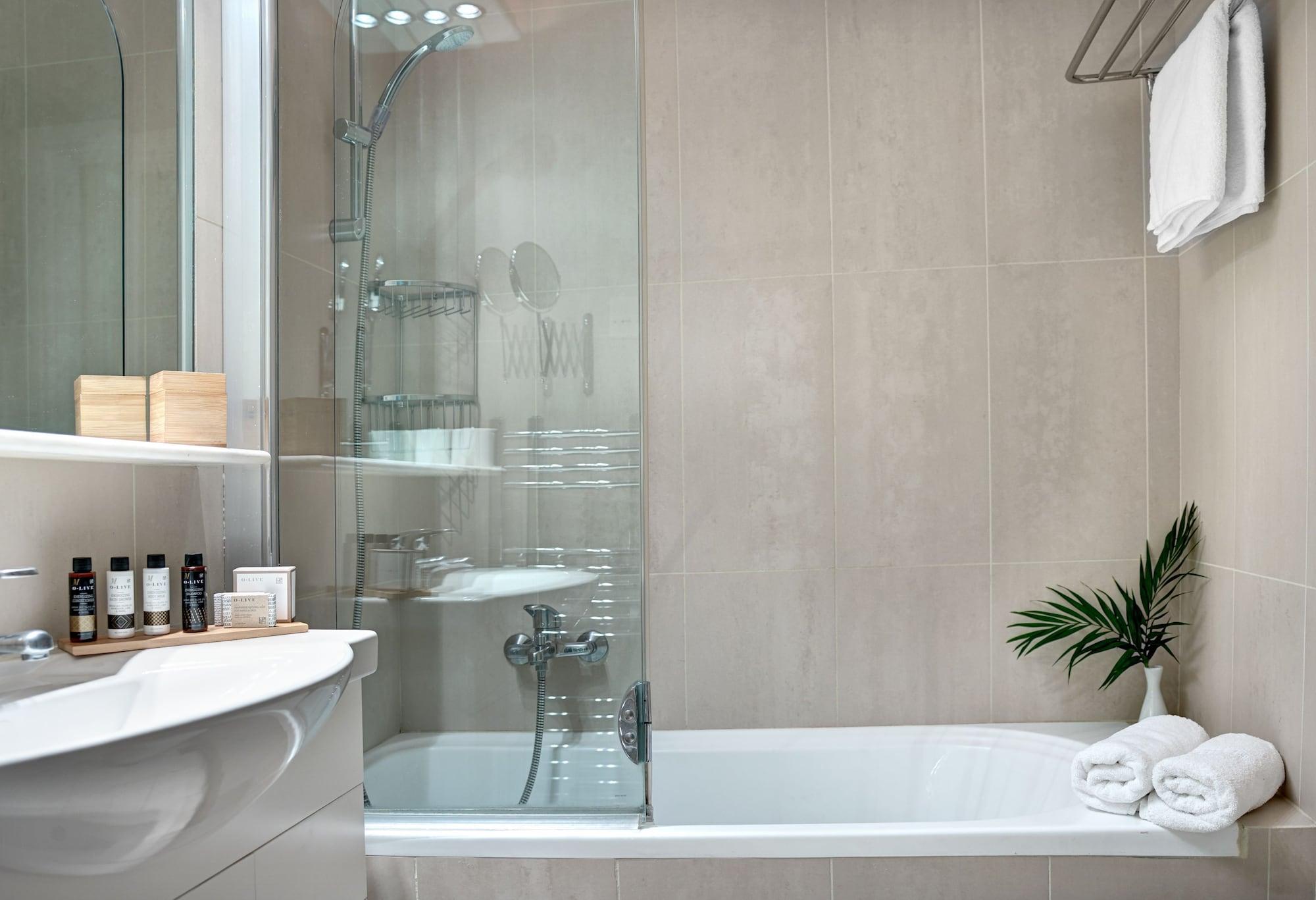 Blazer Suites Hotel Athén Kültér fotó